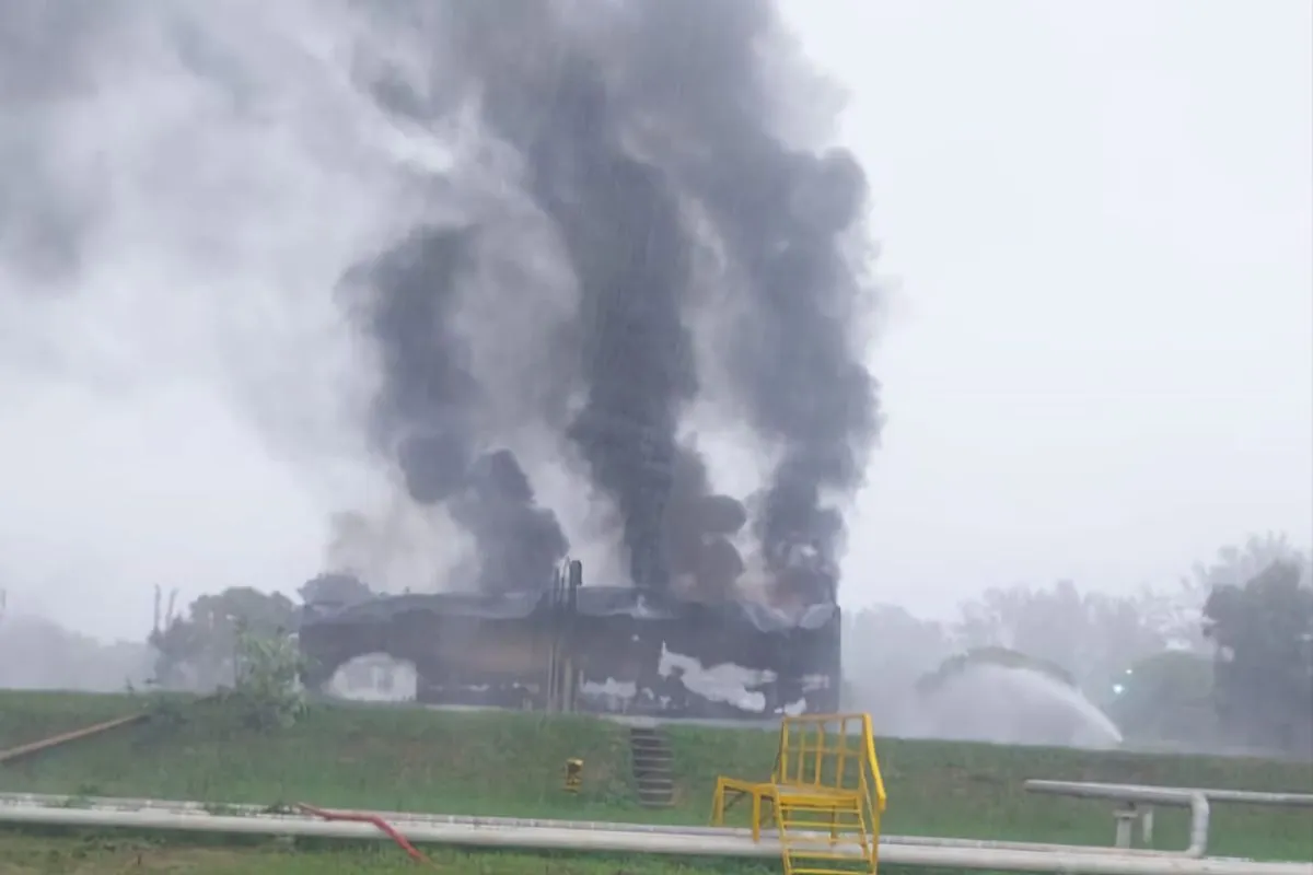 PGE Pastikan Kebakaran Tangki Kondensat di Kilang Arun Point B Padam, Pendinginan Masih Berlangsung