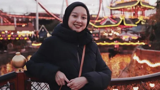 Gita Savitri Cerita soal Insecure dan Cara Mengelolanya: Berdamai, Kendalikan Diri, Batasi Media Sosial, hingga Bersyukur