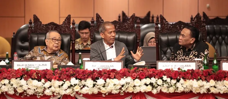 Wakil Ketua MK: Celah UUD 1945 Tak Selalu Harus Dijawab dengan Amendemen