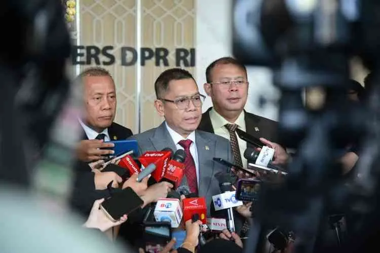 Sorotan terhadap Public Speaking Pejabat: Ketika Komunikasi Publik Dinilai Minim Empati