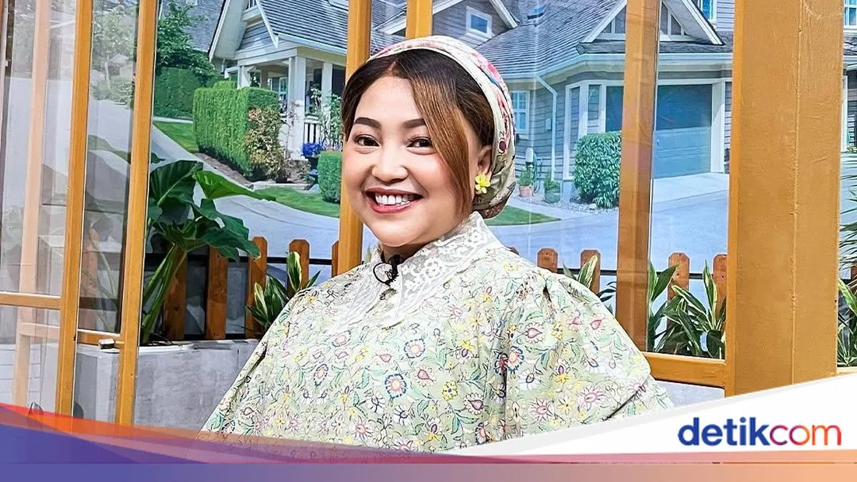 Komedian dan Presenter Mpok Alpa Dikabarkan Meninggal Dunia