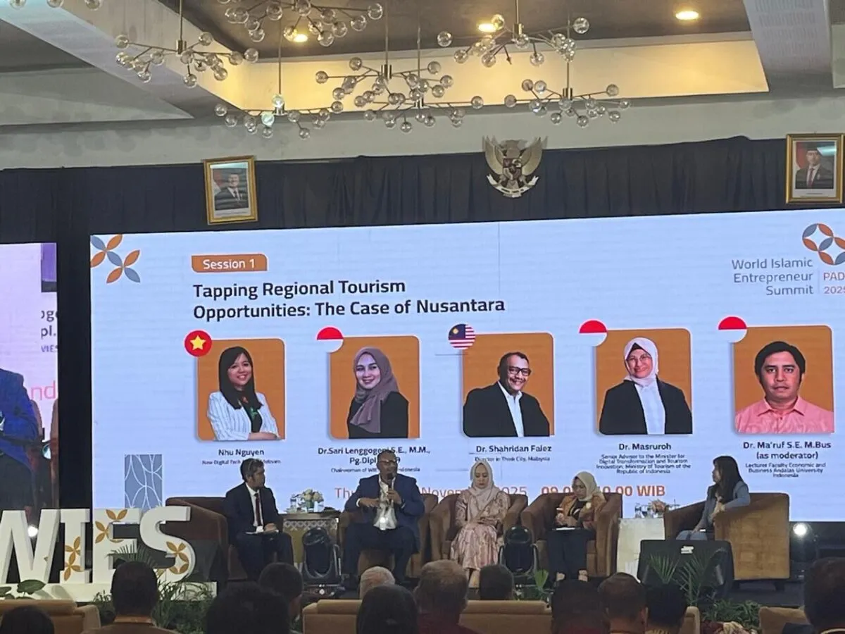 WIES 2025 Dibuka di Padang, Soroti Ekonomi Islam, Investasi, dan Pariwisata untuk Dorong Pertumbuhan Regional