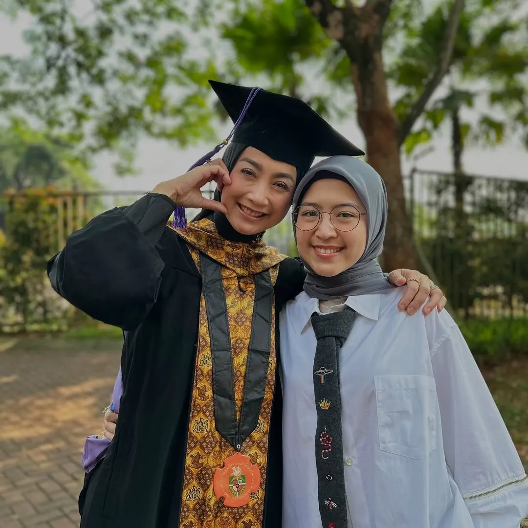 Desy Ratnasari Raih Doktor Psikologi di Unika Atma Jaya, Teliti Kesetaraan Gender bagi Politisi Perempuan