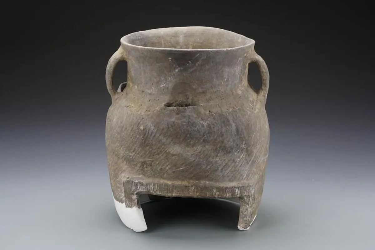 Arkeolog Temukan 17 Lubang Penyimpanan Biji-bijian Berusia Lebih dari 4.000 Tahun di Shaanxi, China