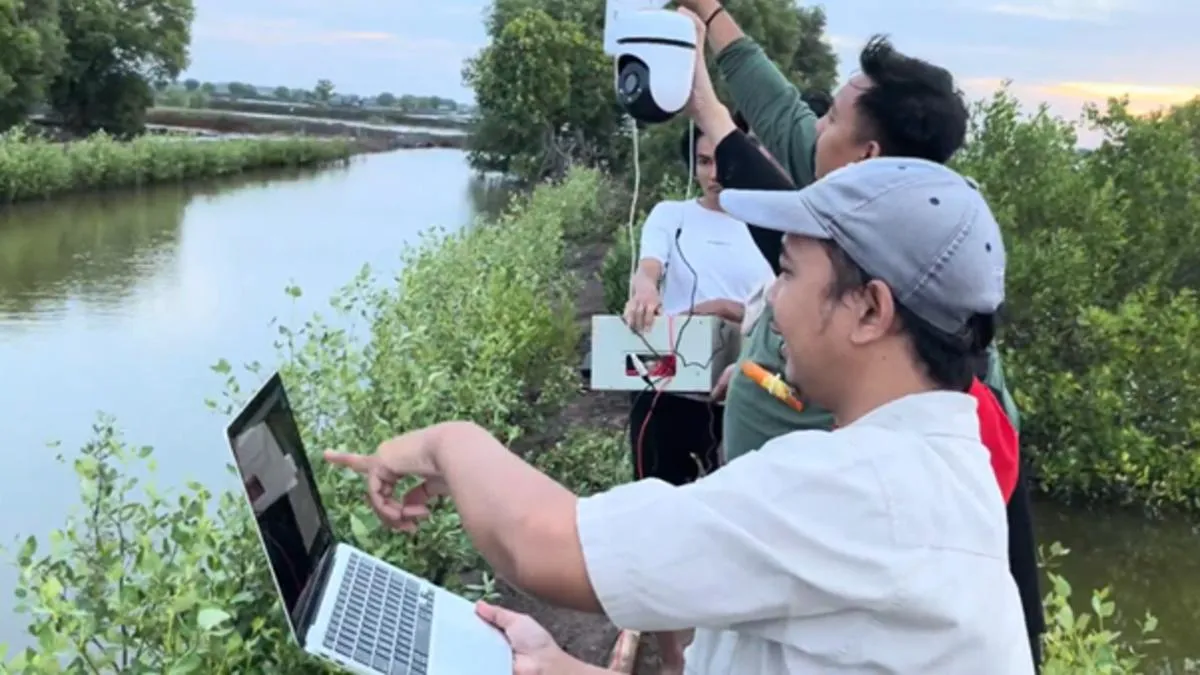 Dosen UTA’45 Jakarta Sosialisasikan Teknologi AI untuk Deteksi Hama Burung di Tambak Muara Gembong