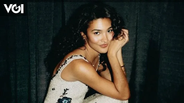 Olivia Dean Cetak Rekor di Tangga Lagu Inggris, Empat Lagu Masuk 10 Besar Secara Bersamaan