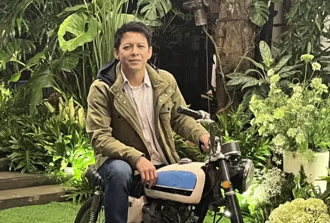 Ariel NOAH Resmi Perankan Dilan di Dua Film Adaptasi Pidi Baiq, Produksi Mulai 2025