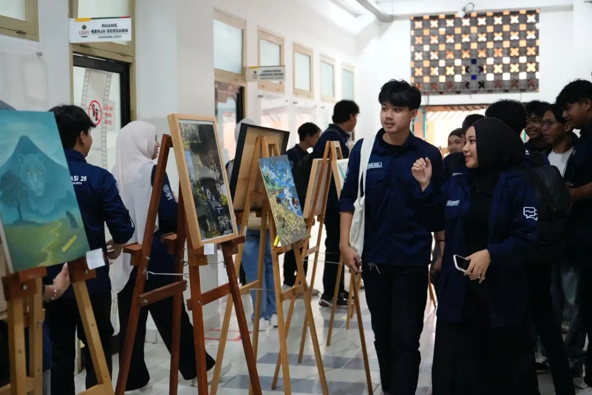 Pameran SENUSA Jadi Wadah Ekspresi dan Kolaborasi Mahasiswa Ilmu Komunikasi UMY