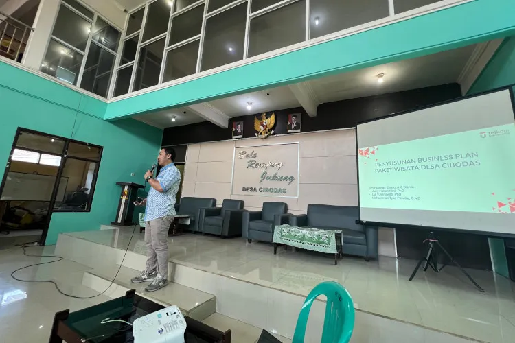 Desa Cibodas Susun Rencana Bisnis Wisata Bersama Akademisi untuk Optimalkan Potensi Alam