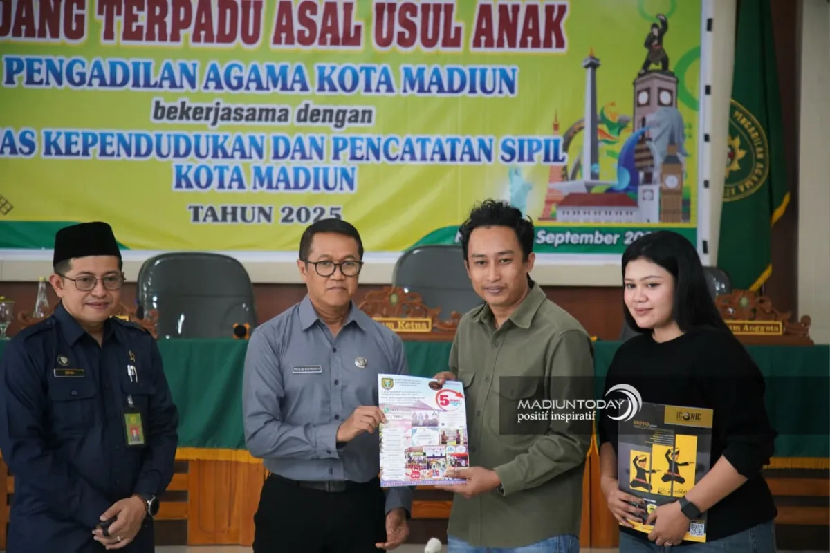 Disdukcapil Madiun Gelar Sidang Asal Usul, Akta Kelahiran Anak Kini Bisa Cantumkan Nama Ayah dan Ibu