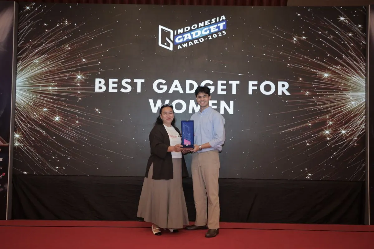 Samsung Galaxy Z Flip7 Raih Best Gadget for Women di Indonesia Gadget Award 2025