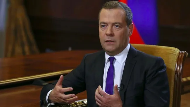 Medvedev Peringatkan Uni Eropa soal Rencana Penyitaan Aset Rusia Senilai 80 Miliar Pound