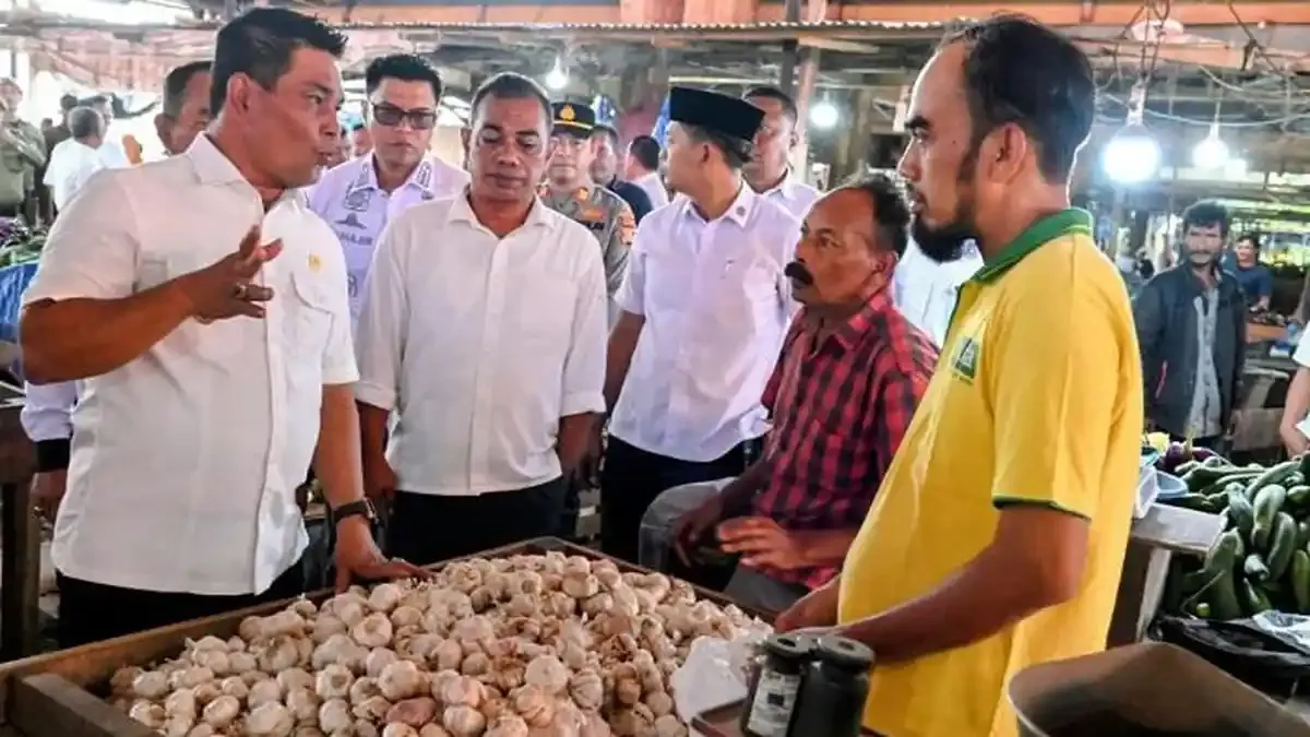 Pemkab Aceh Besar Siapkan Penertiban PKL yang Berjualan di Badan Jalan Pasar Induk Lambaro