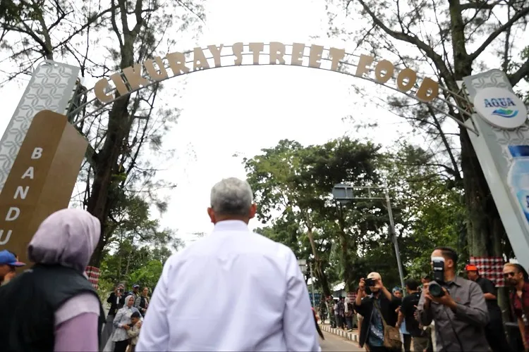 Pemkot Bandung Resmikan Cikuray Street Food, Pusat Kuliner Baru di Jalan Cikuray
