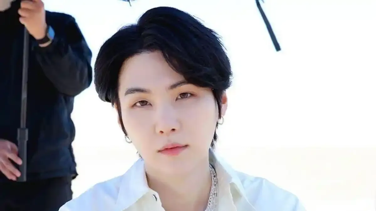 Suga BTS Sapa ARMY Lewat Weverse Usai Masuk Wamil, Janji Bertemu Lagi pada 2025