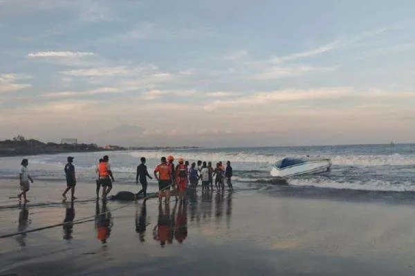 Kapal Cepat Dolphin II Tenggelam di Alur Masuk Pelabuhan Sanur, 2 WNA Tewas dan 1 Penumpang Masih Dicari