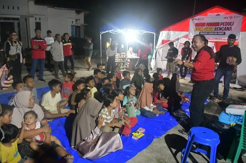 Puluhan Anak Korban Banjir Bandang di Salareh Aia Ikuti Trauma Healing