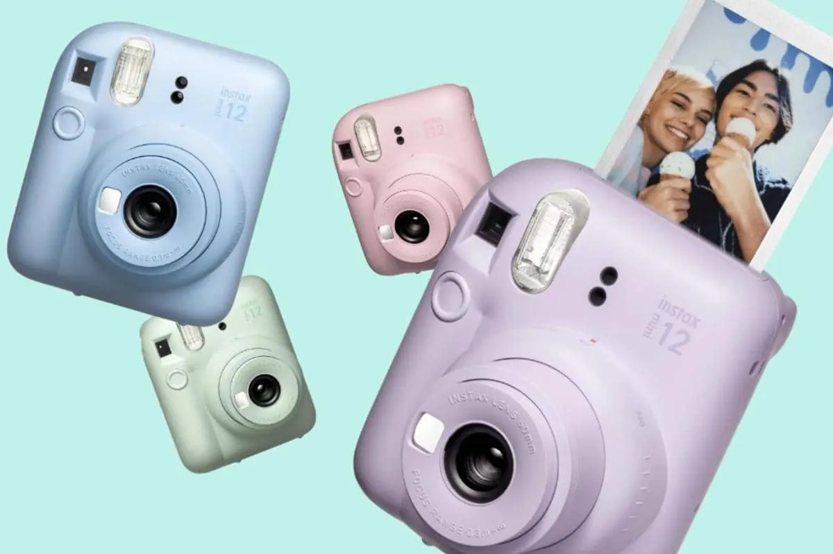 6 Rekomendasi Gadget untuk Kado Valentine 2026, dari Smartband hingga Kamera Instan