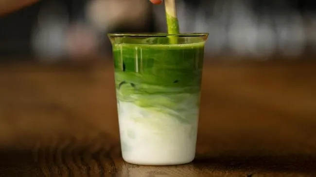 Lima Tren Makanan dan Minuman yang Viral Sepanjang 2025, dari Matcha hingga Nasi Americano