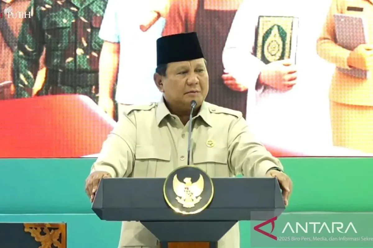 Prabowo: 29 Juta Warga Indonesia Belum Punya Rumah saat Akad Massal 50.030 KPR FLPP di Serang