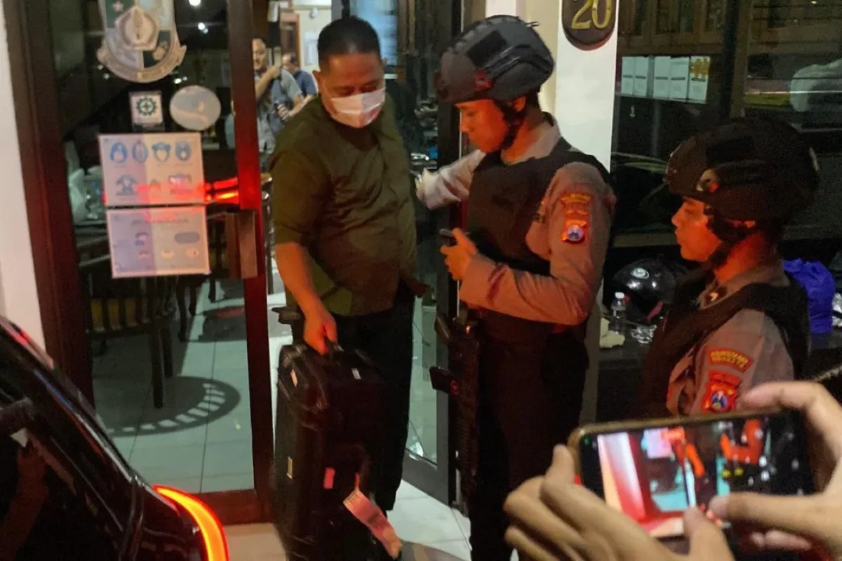 KPK Geledah Kantor PT Widya Satria di Surabaya, Sita Dokumen Terkait Kasus Korupsi Ponorogo