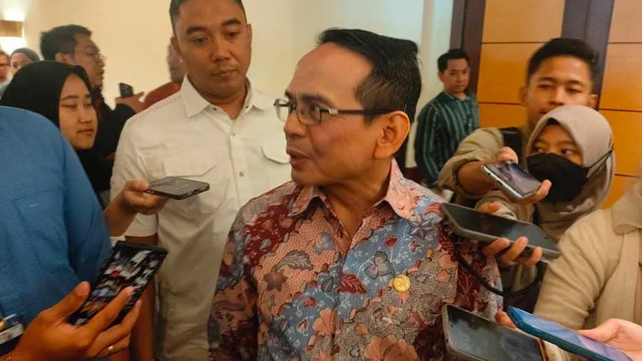 OJK Jatuhkan Sanksi ke 24 Multifinance, 6 Modal Ventura, dan 23 Fintech P2P Sepanjang Desember 2025