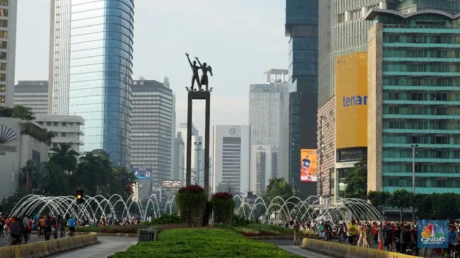 IMF dan Bank Dunia Naikkan Proyeksi Ekonomi Indonesia, ADB Justru Pangkas