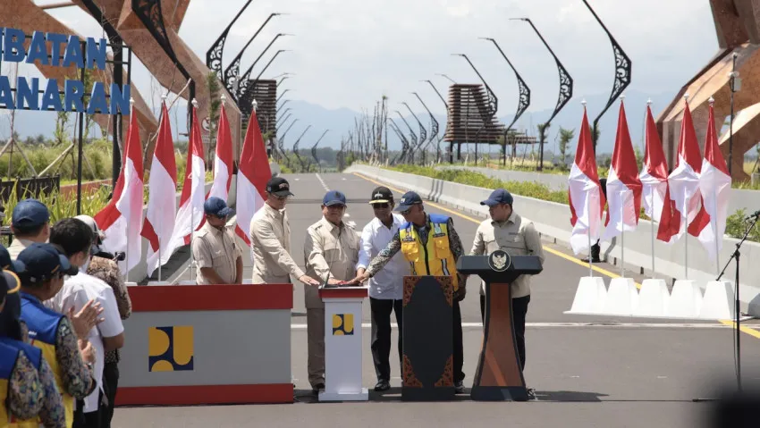 Prabowo Resmikan Lima Proyek Infrastruktur Strategis dari Jembatan Kabanaran