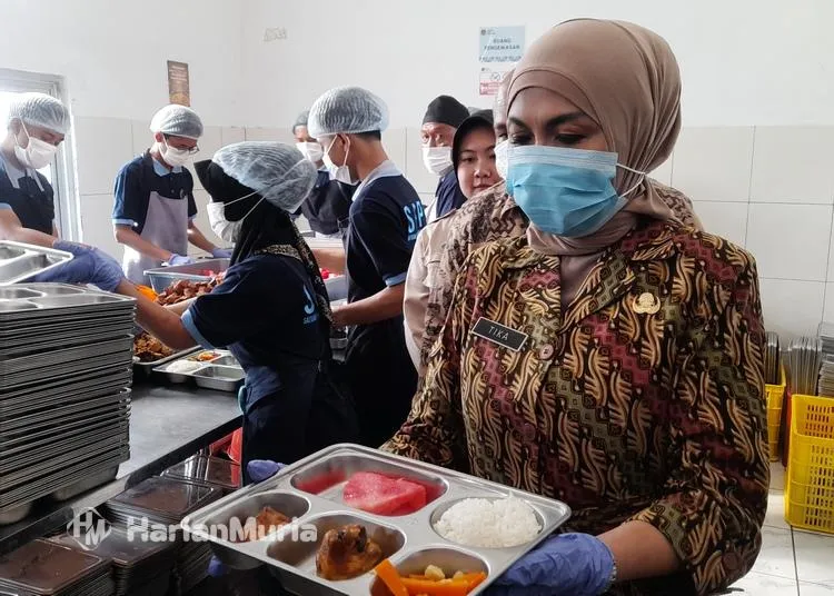 Bupati Kendal Sidak Dapur SPPG, Tekankan Higiene dan Kreativitas Menu MBG