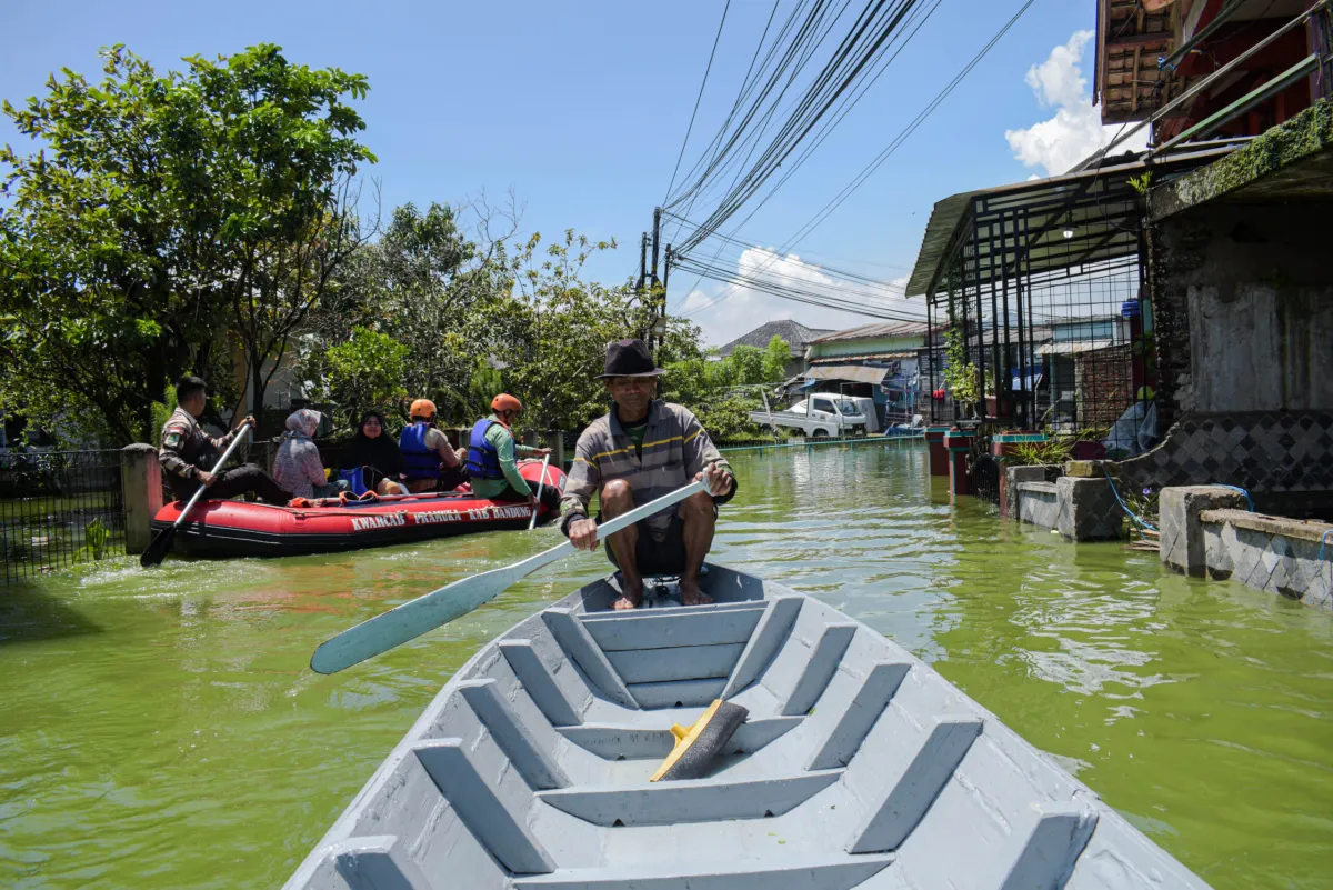 Jawa Barat Setop Sementara Izin Perumahan di Bandung Raya, Tata Ruang Disorot untuk Mitigasi Banjir dan Longsor