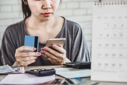 Risiko Pinjam Uang di Fintech Ilegal: Ciri-Ciri, Dampak, dan Langkah Jika Terlanjur Meminjam