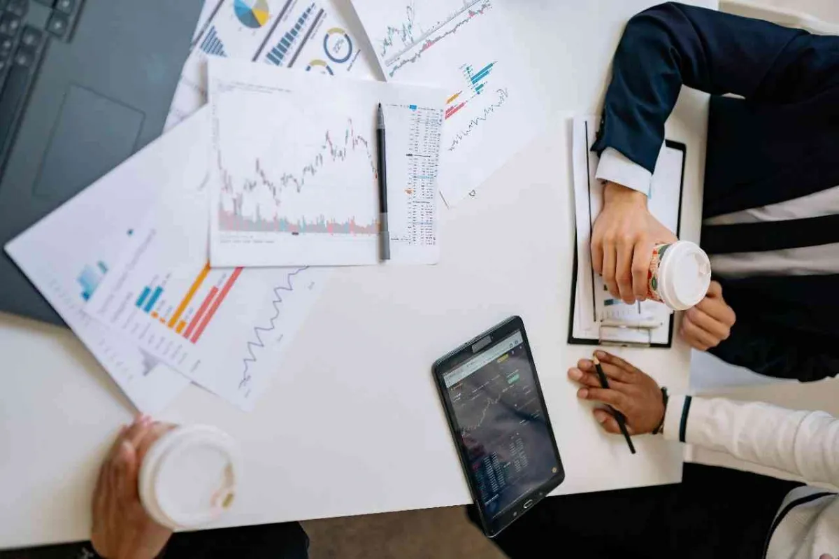 Penerapan Sistem Informasi Manajemen di UMKM: Tantangan Biaya, SDM, dan Infrastruktur hingga Opsi Solusi