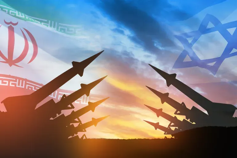 Tiga Skenario Potensial Konflik Israel-Iran dan Risiko Perang Regional