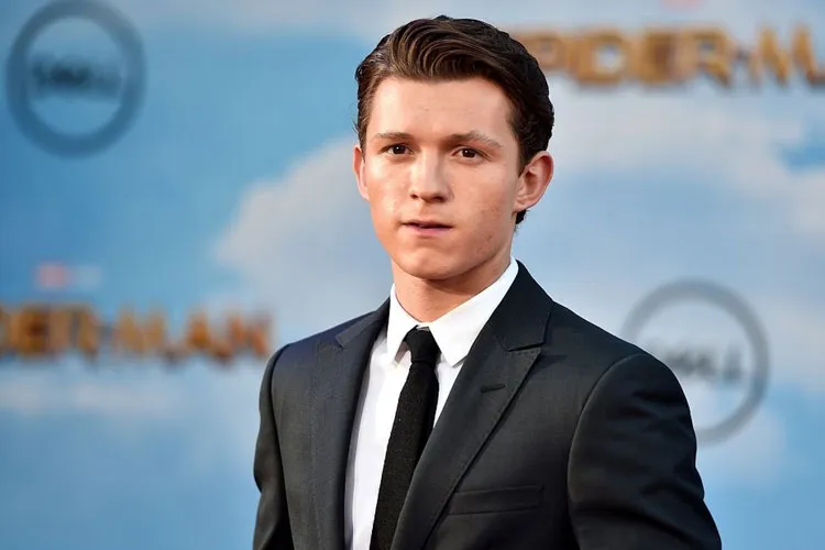Tom Holland Akan Bintangi Film The Partner, Adaptasi Novel John Grisham