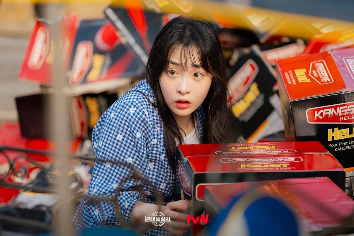 Tujuh Isu Sosial yang Disorot Drakor Typhoon Family, dari Patriarki hingga Ageisme