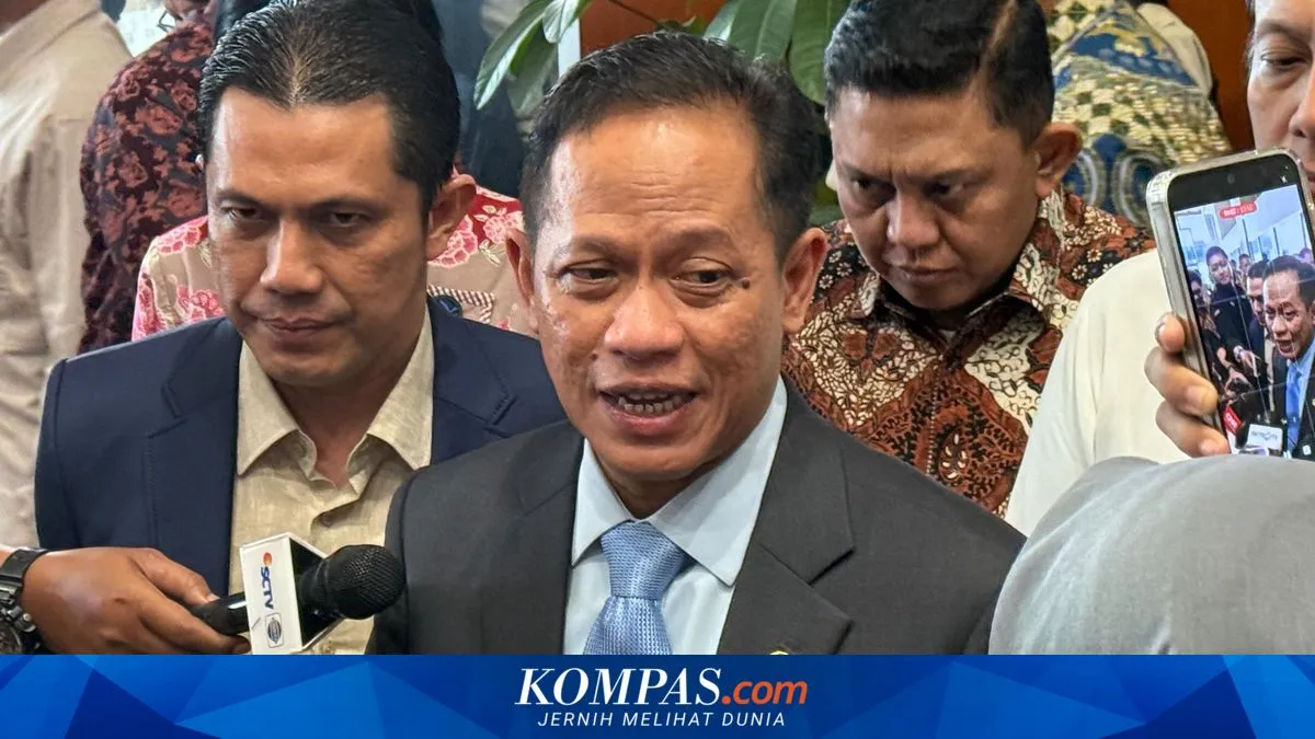 Menteri Lingkungan Hidup Cabut Persetujuan Lingkungan Perusahaan di Lokasi Banjir dan Longsor Sumatera