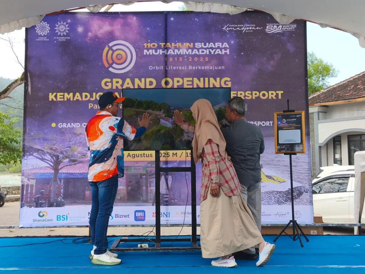 Suara Muhammadiyah Resmikan Kemadjoean Resto di Kawasan Wisata Pancer Door Pacitan