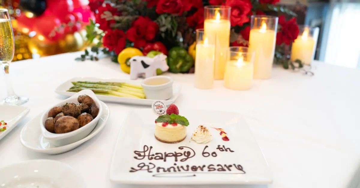 Ruth’s Chris Rayakan 60 Tahun dengan Menu Spesial Bertema New Orleans