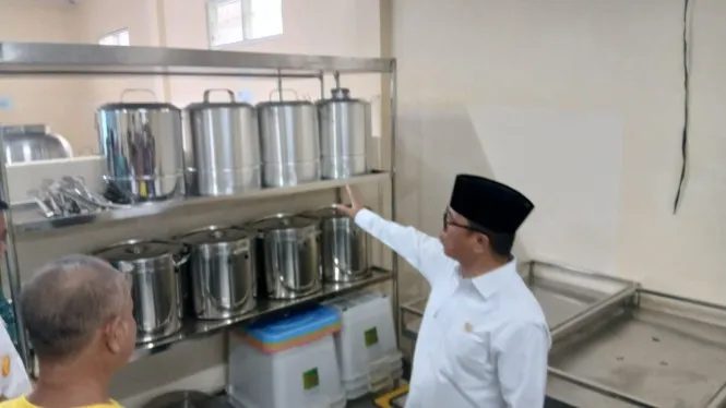 Mendes Resmikan Dapur SPPG Program MBG di Desa Panongan Tangerang, Dorong Pasokan Bahan Pokok dari Desa