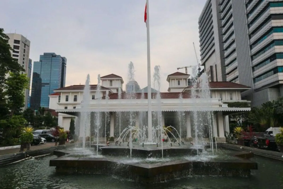 Gubernur DKI: APBD 2026 Fokus Tangani Sampah, Banjir, Stunting, Kemiskinan, dan Kemacetan