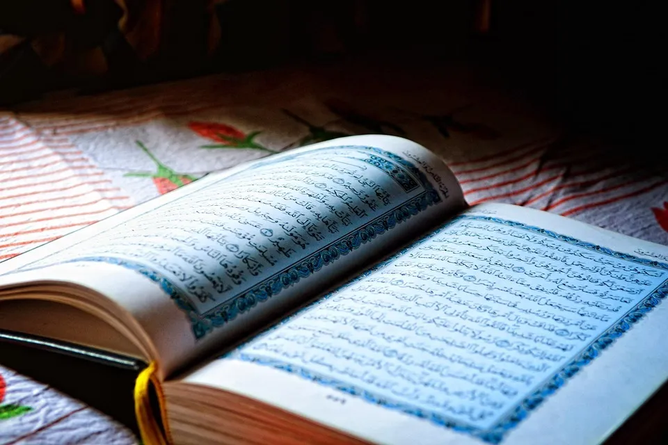 Menafsir Al-An’am 115 dan Variasi Qira’at: Perdebatan tentang Keutuhan Al-Qur’an