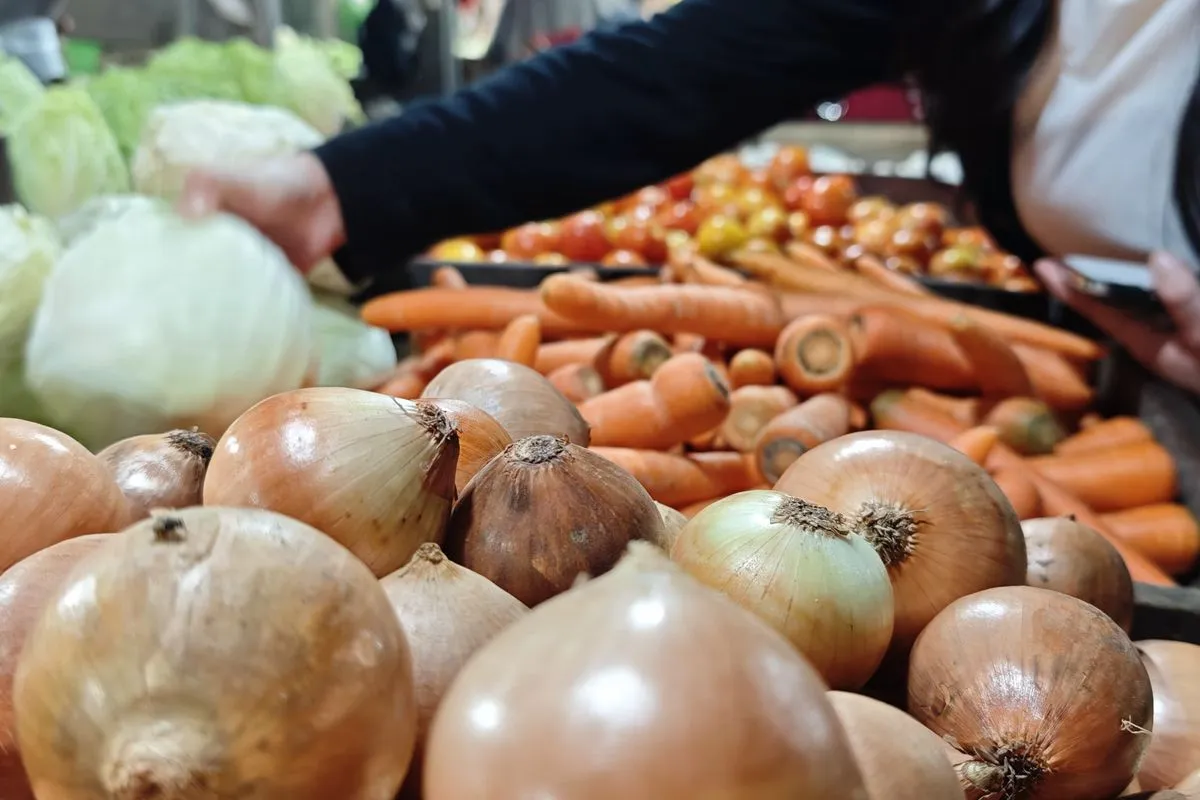 Ekonom UGM Nilai Lonjakan Harga Pangan Berpotensi Menambah Tekanan Inflasi