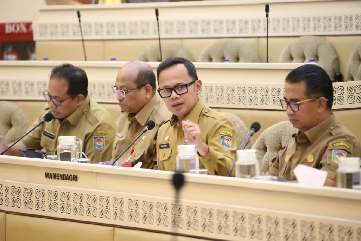 Wamendagri Minta Pemda Lebih Kreatif Cari Sumber Pendanaan Alternatif Demi Kemandirian Fiskal