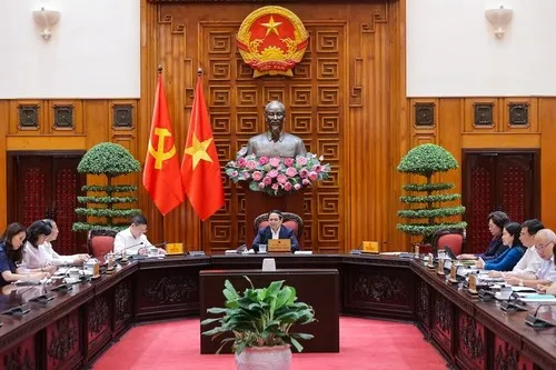 PM Pham Minh Chinh Pimpin Rapat Bahas Stabilitas Makro, Pengendalian Inflasi, dan Target Pertumbuhan 2025