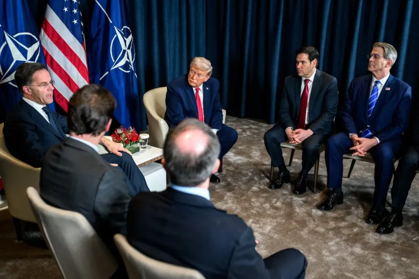 NATO Tegaskan Rutte Tak Tawarkan Kompromi ke Trump soal Kedaulatan Greenland