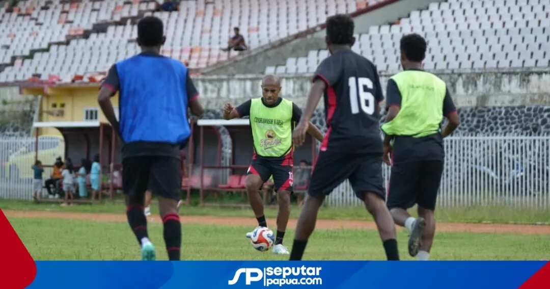 Bidik 6 Poin dari Dua Laga Kandang, Persipura Matangkan Variasi Serangan Jelang Hadapi Persiku