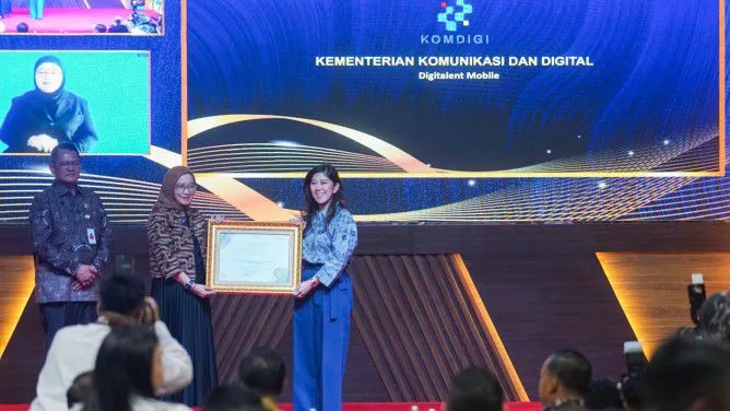 Inovasi Layanan Publik Digital Mengantarkan Menkomdigi Raih OPSI KIPP 2025