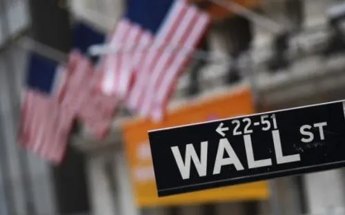 Wall Street Ditutup Mixed, Tekanan pada Saham Teknologi Meningkat di Tengah Kekhawatiran Bubble AI