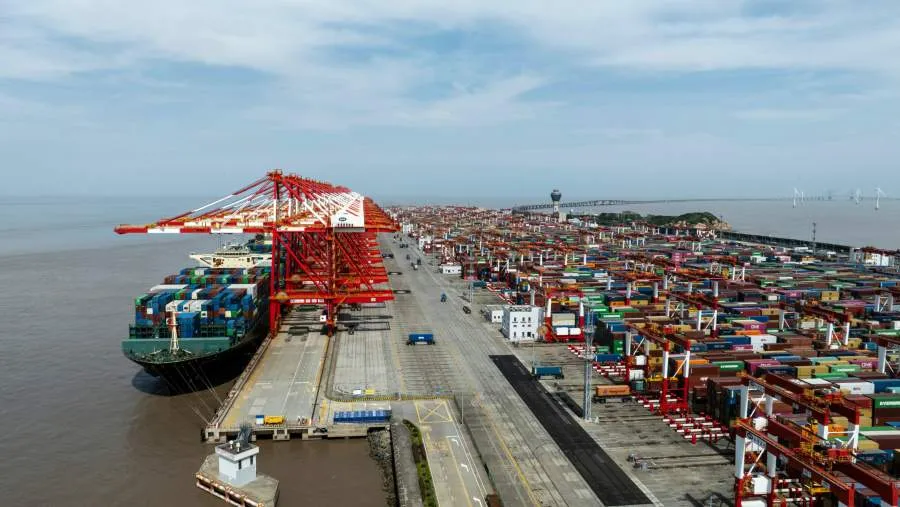 China Akan Kenakan Biaya Khusus untuk Kapal AS Mulai 14 Oktober