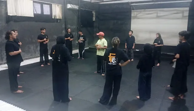 Workshop Gala Teater ISI Padangpanjang Tekankan Olah Tubuh dan Vokal sebagai Modal Aktor